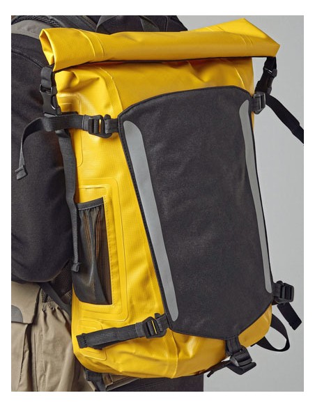 QUA-QX625-SLX® 25 Litre Waterproof Backpack 2